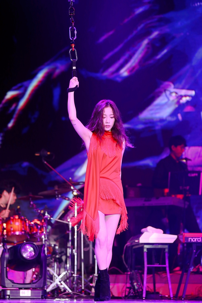 [Image 12] ’s...TAEYEON CONCERT in BANGKOK Korseries